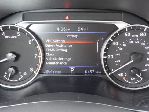 Used 2025 Nissan Altima 2.5 SV FWD image 19
