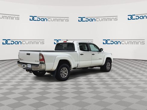 Used 2015 Toyota Tacoma 4x4 Double Cab w/ SR5 Package image 8