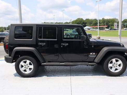 Used 2008 Jeep Wrangler Unlimited X AWD/4WD image 6
