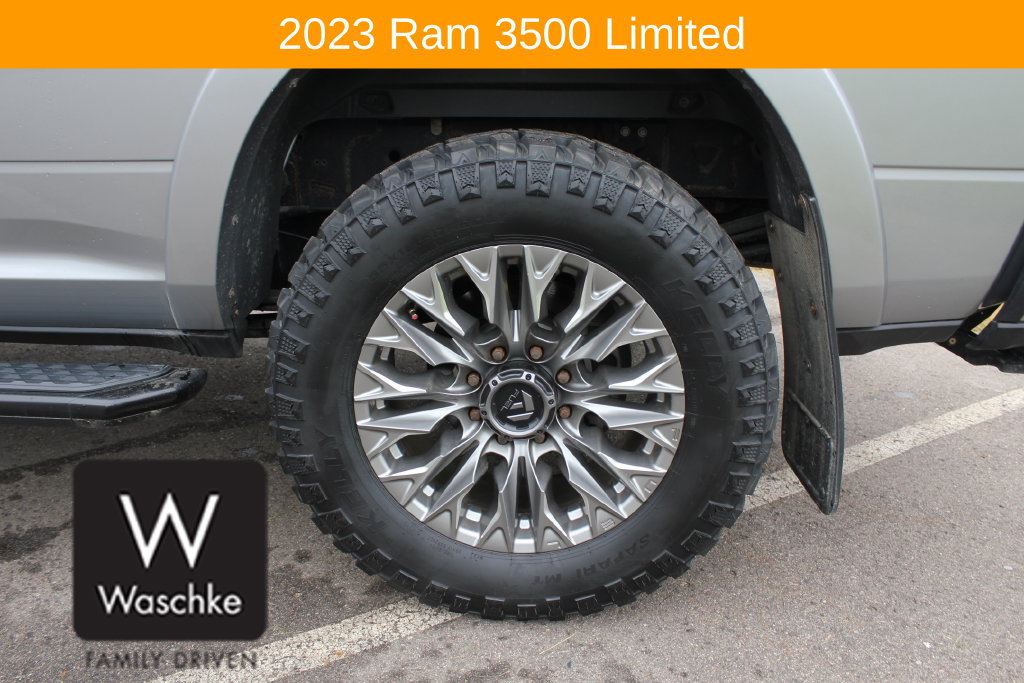 Used 2023 RAM 3500 Limited AWD/4WD image 11