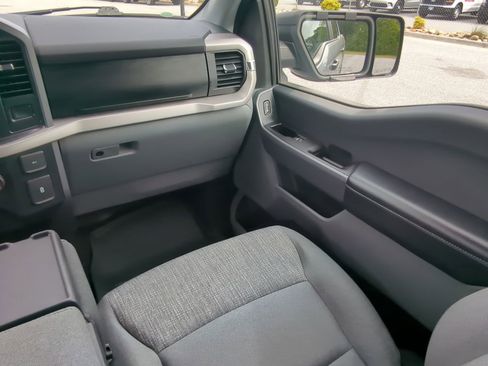 Certified 2022 Ford F150 XLT w/ Trailer Tow Package image 15