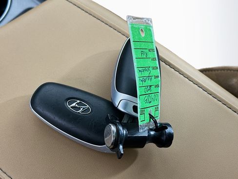 Used 2020 Hyundai Sonata Limited FWD image 25