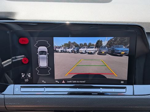 Used 2022 Volkswagen GTI SE FWD image 33