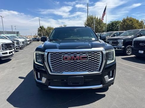 Used 2023 GMC Yukon Denali AWD/4WD image 5