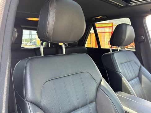Used 2018 Mercedes-Benz GLE 350 4MATIC image 26