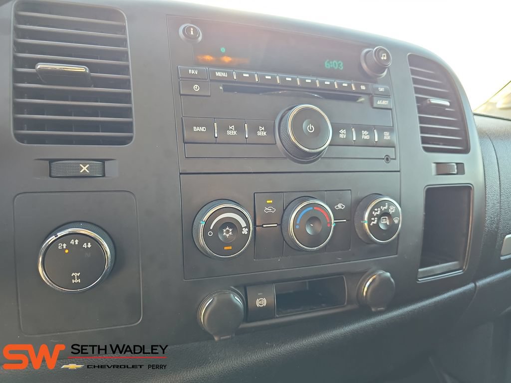 Used 2012 GMC Sierra 3500 SLE AWD/4WD image 20