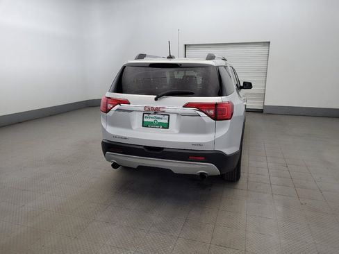 Used 2019 GMC Acadia SLT AWD/4WD image 7