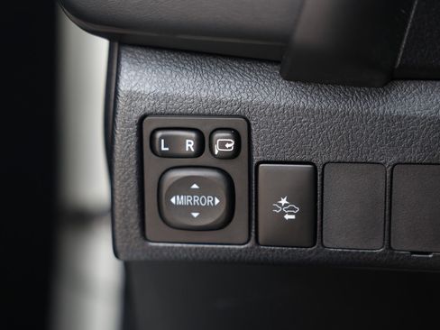 Used 2017 Toyota Corolla iM image 47