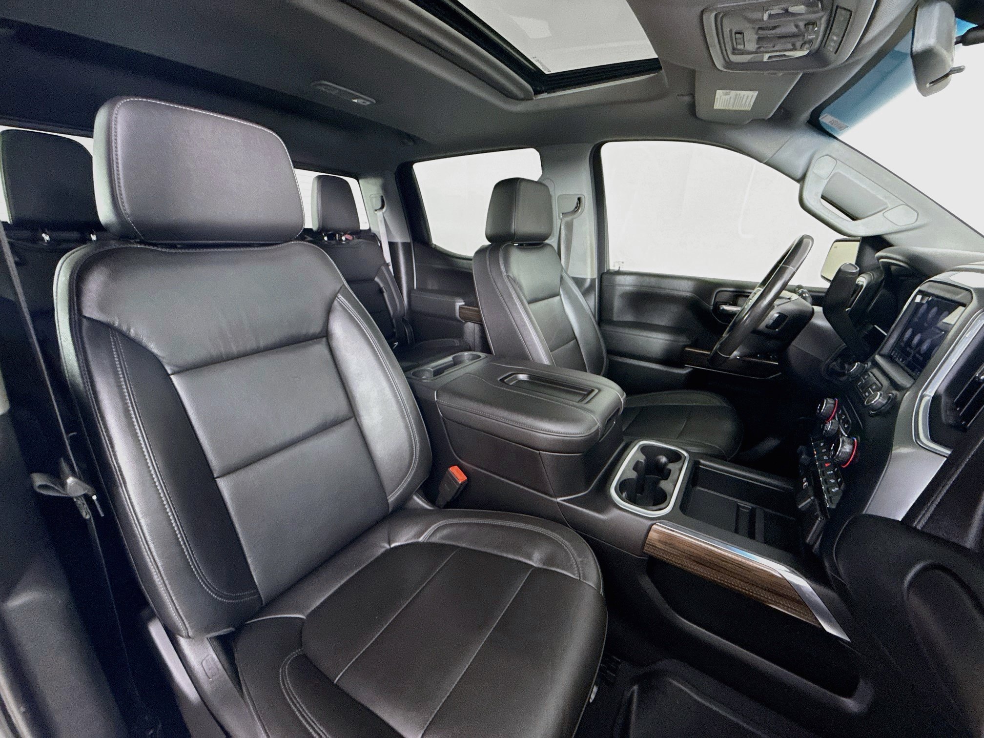 Used 2020 Chevrolet Silverado 1500 RST w/ True North Edition AWD/4WD image 33