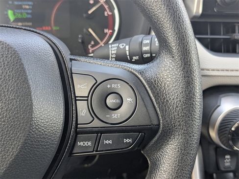 Used 2025 Toyota RAV4 XLE w/ Convenience Package image 20