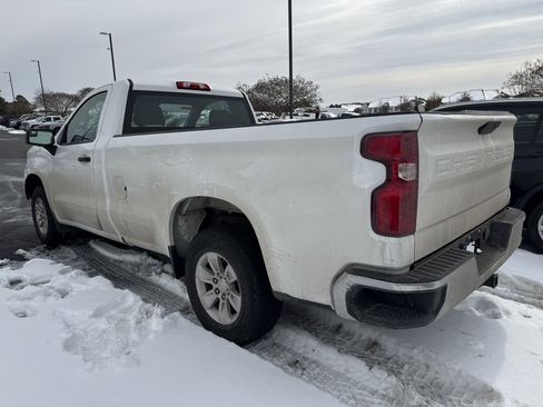 Used 2021 Chevrolet Silverado 1500 W/T w/ WT Fleet Convenience Package image 8
