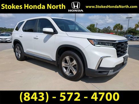 Certified 2025 Honda Pilot EX-L image 2