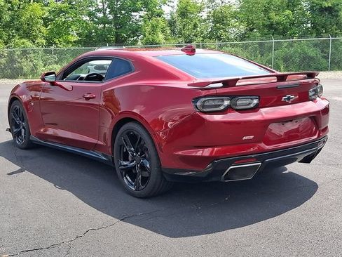 Used 2022 Chevrolet Camaro SS RWD image 9