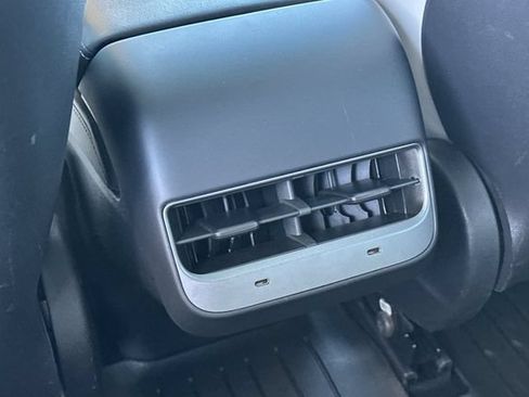 Used 2021 Tesla Model 3 Standard Range Plus RWD image 16