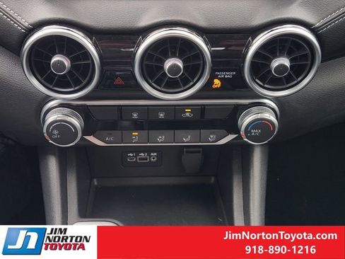 Used 2023 Nissan Sentra SV image 22