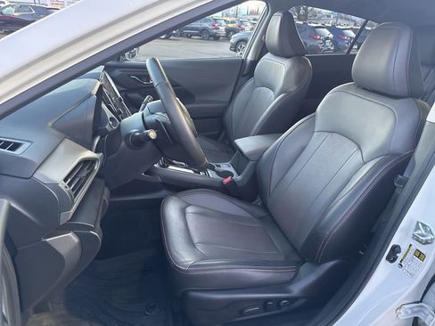 Certified 2025 Subaru Crosstrek 2.5i Limited w/ Crosstrek Mirror Package image 10