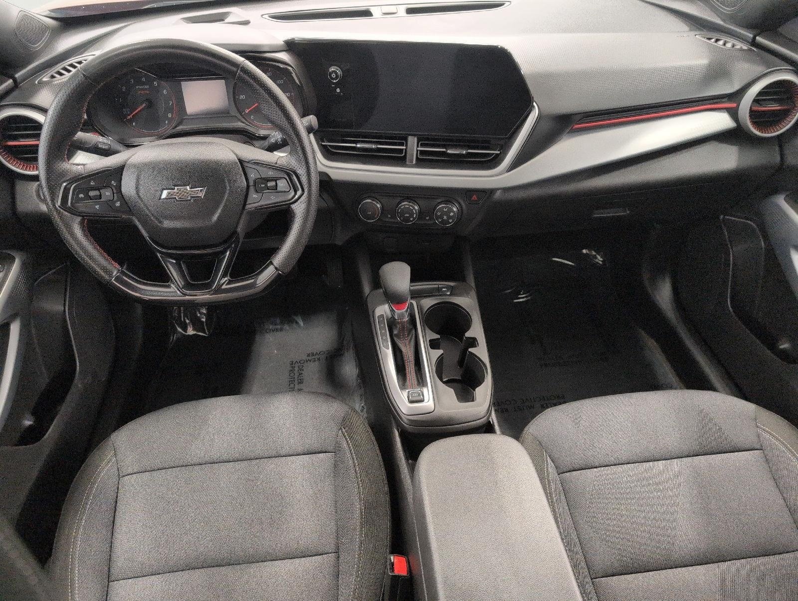 Used 2025 Chevrolet Trax RS w/ Driver Confidence Package FWD image 6