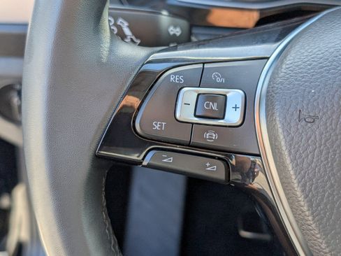 Used 2020 Volkswagen Jetta SE w/ SE Cold Weather Package image 26