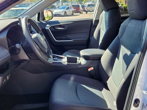 Certified 2025 Toyota RAV4 XLE image 9