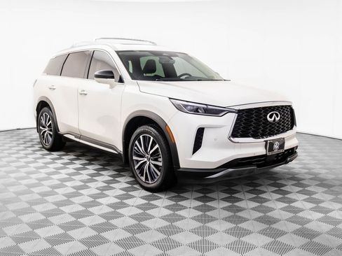 Used 2023 INFINITI QX60 Sensory w/ Cargo Package AWD/4WD image 8