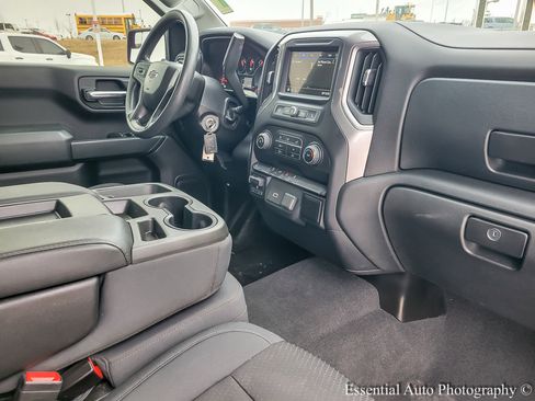 Certified 2019 Chevrolet Silverado 1500 Custom Trail Boss w/ Custom Convenience Package image 22