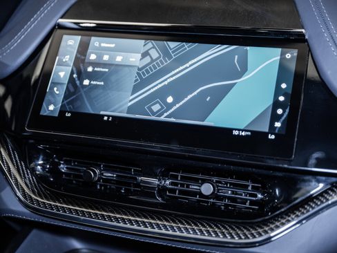 Used 2025 Aston Martin DBX 707 image 10