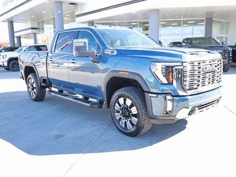 New 2026 GMC Sierra 2500 Denali w/ Technology Package image 8