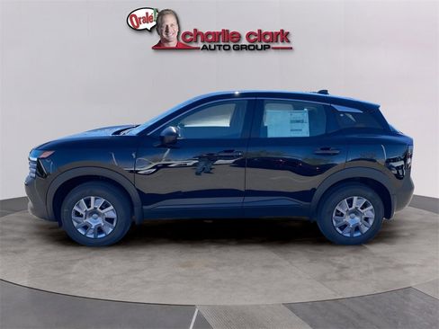 New 2026 Nissan Kicks S image 3