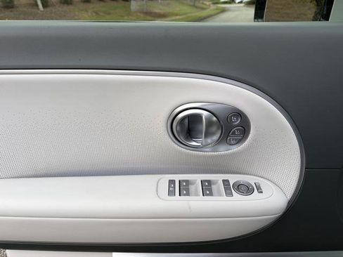 New 2026 Hyundai Ioniq 9 Calligraphy image 14