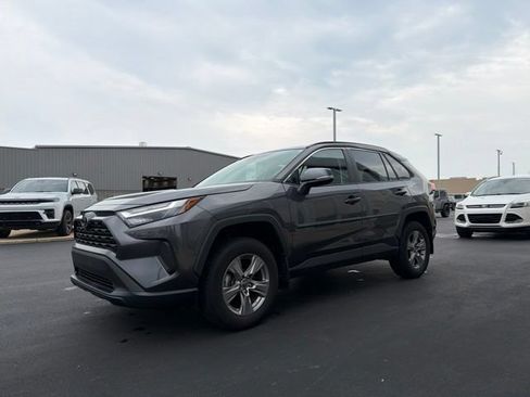 Used 2024 Toyota RAV4 XLE w/ Convenience Package AWD/4WD image 3