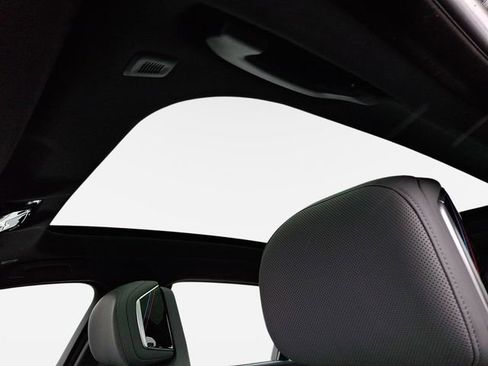 New 2026 BMW 750e xDrive AWD/4WD image 12