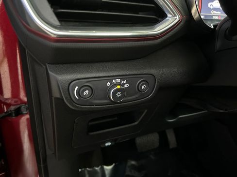 Used 2023 Chevrolet TrailBlazer RS w/ Sun and Liftgate Package image 21