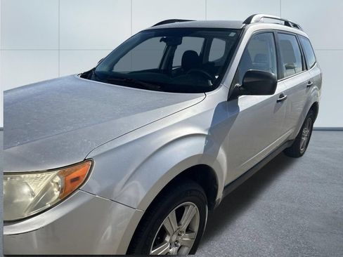 Used 2011 Subaru Forester 2.5X AWD/4WD image 8