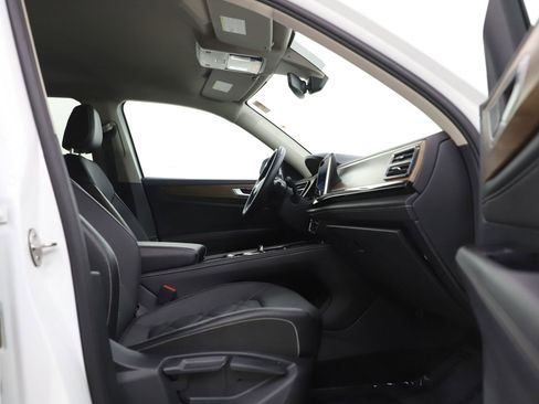 Used 2025 Volkswagen Atlas SE AWD/4WD image 12