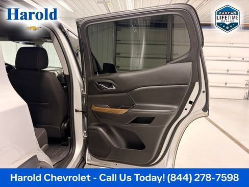 Used 2020 GMC Acadia SLE AWD/4WD image 8