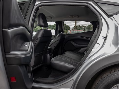 Certified 2021 Ford Mustang Mach-E Select AWD/4WD image 12
