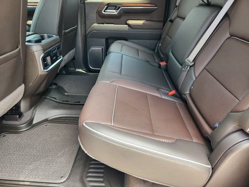 Used 2026 GMC Sierra 1500 Denali w/ Denali Reserve Package AWD/4WD image 30