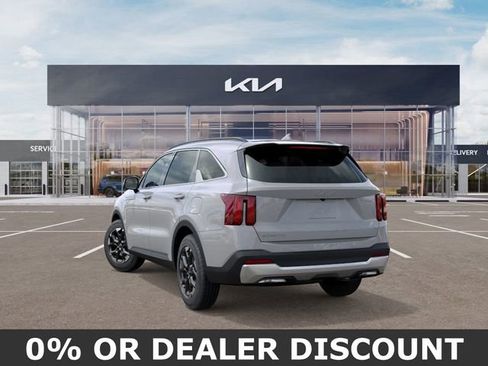 New 2026 Kia Sorento S FWD image 4