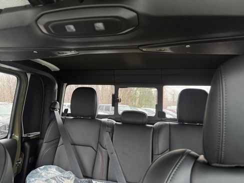 New 2026 Jeep Gladiator Rubicon AWD/4WD image 24