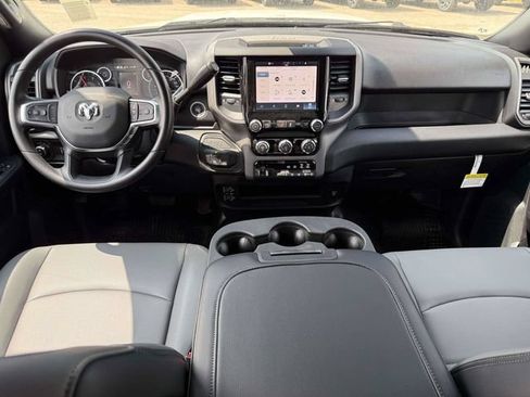 New 2026 RAM 2500 Tradesman AWD/4WD image 15