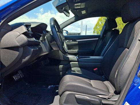 Used 2021 Honda Civic Sport image 15