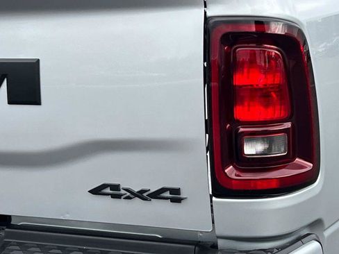 New 2026 RAM 2500 Big Horn AWD/4WD image 25