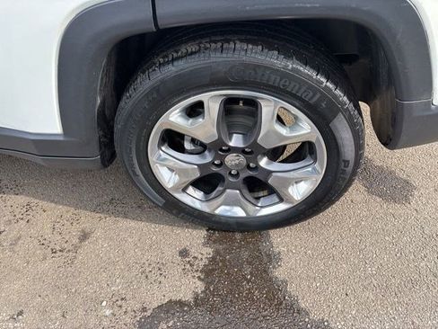 Used 2020 Jeep Compass Limited image 43