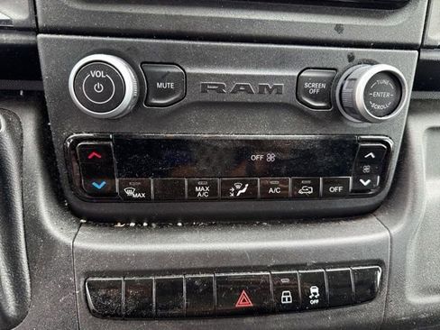 Used 2023 RAM ProMaster 2500 FWD image 40