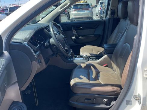 Used 2014 GMC Acadia SLT image 9