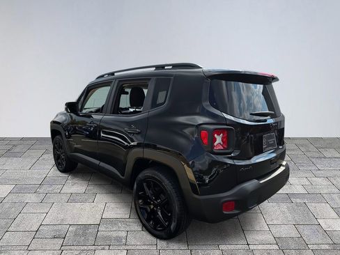 Used 2023 Jeep Renegade Altitude image 5