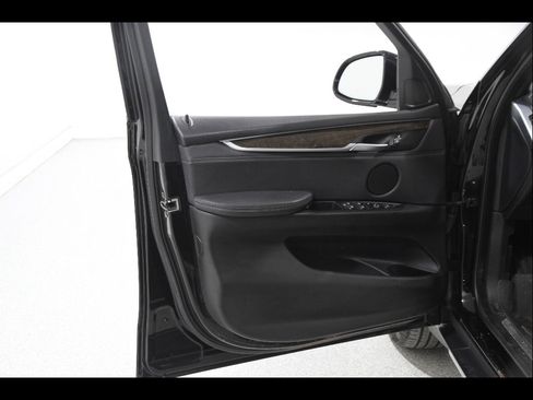 Used 2018 BMW X5 xDrive35i image 4