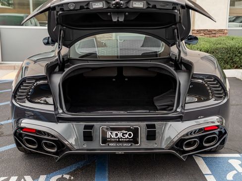 Used 2025 Aston Martin Vanquish image 19