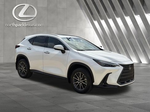 Certified 2025 Lexus NX 350h AWD image 4