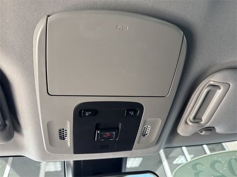 Used 2023 Toyota Camry SE image 26